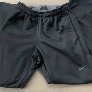 men’s nike thermal sweatpants